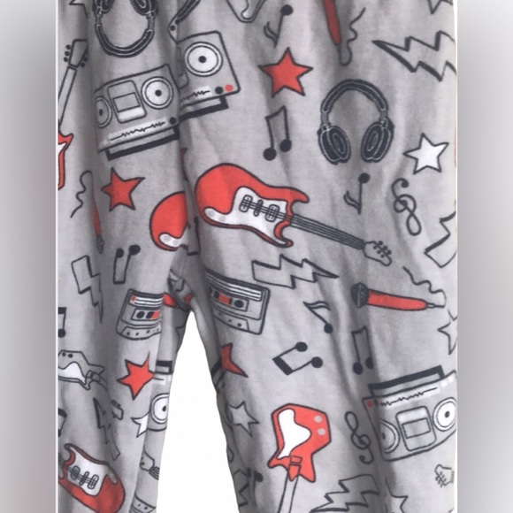 3/$20 PEKKLE Musical Instruments Boys 2/3 yrs Pajamas - Picture 2 of 3